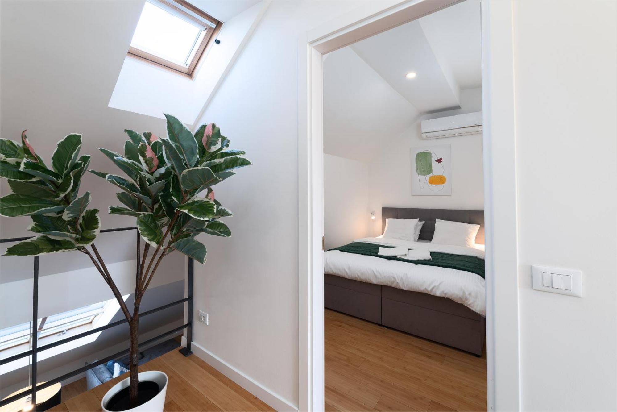 Two-level With A Terrace Near The Vltava River Appartement